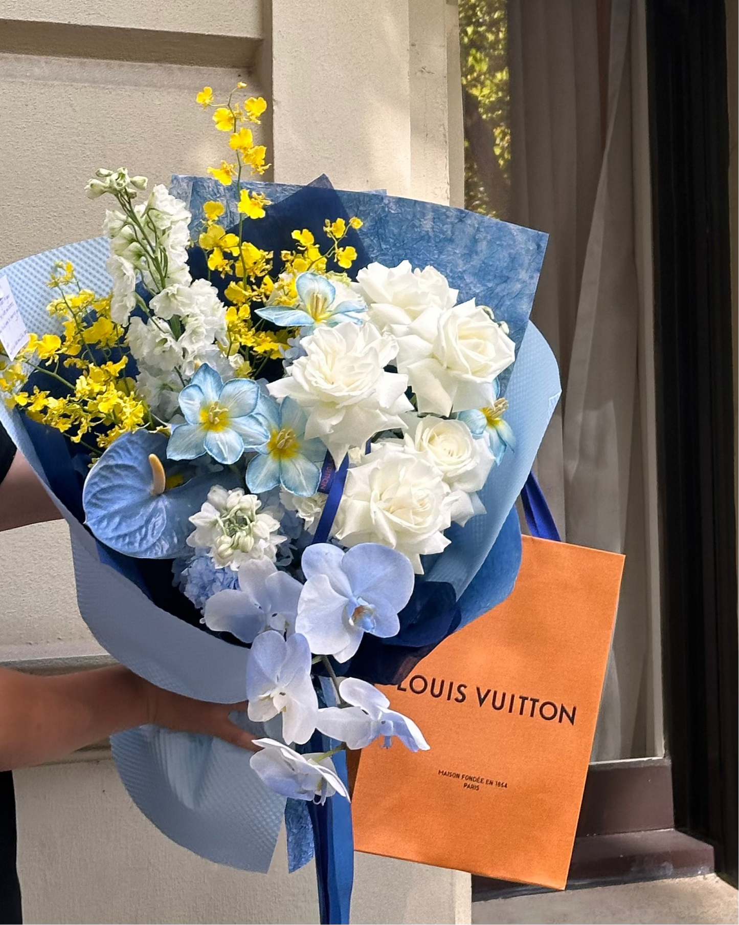 Azure Bloom | Blue & White Bouquet