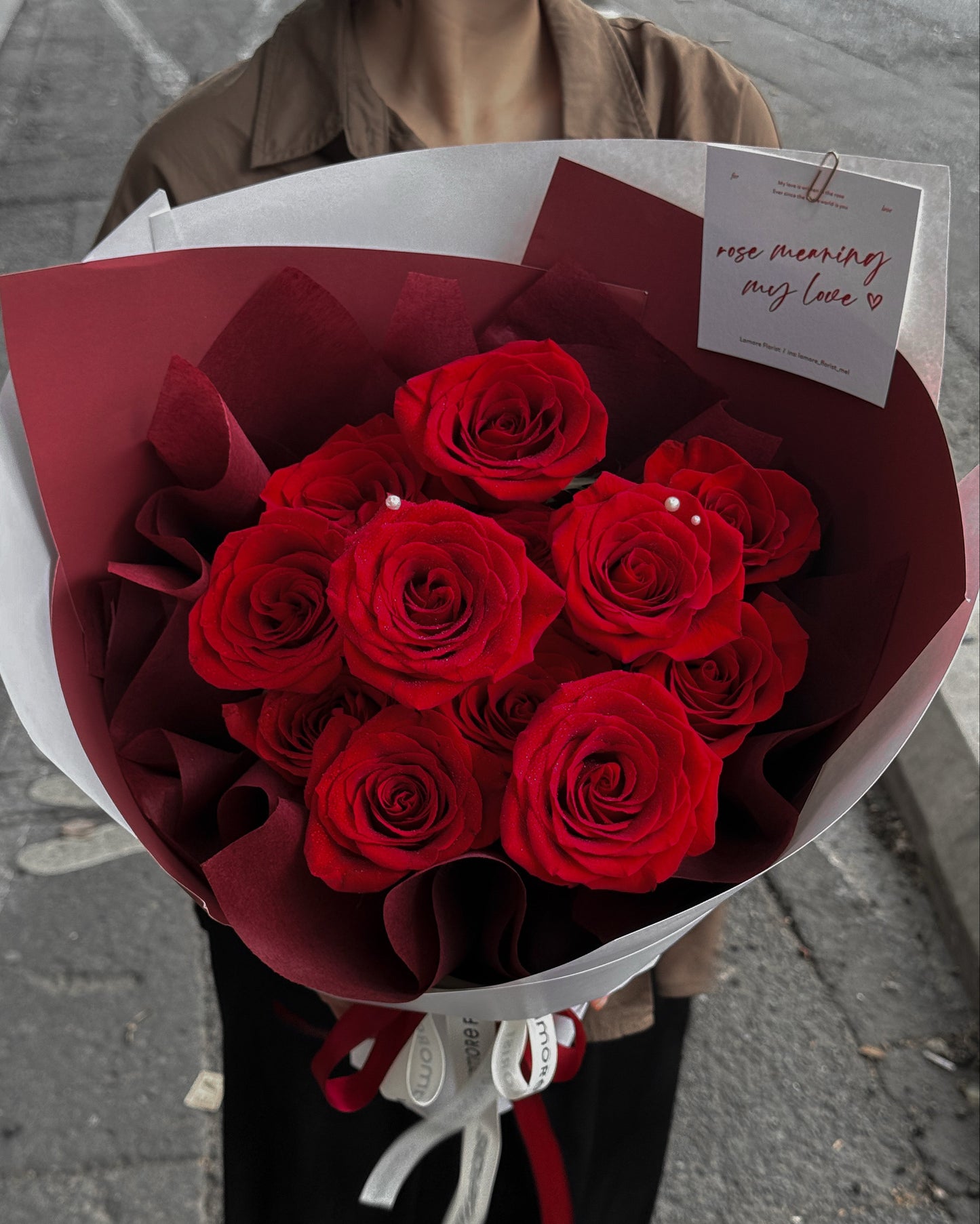 11 Stems Red Rose Bouquet|Rosé Romance