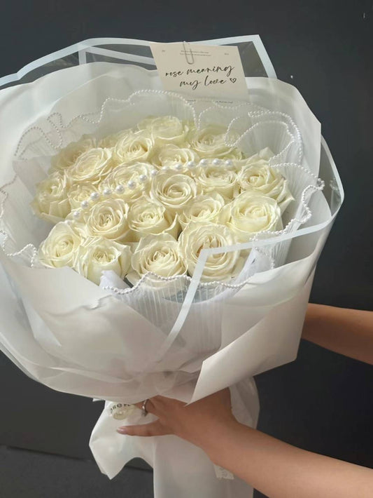 21 Stems White Rose Bouquet