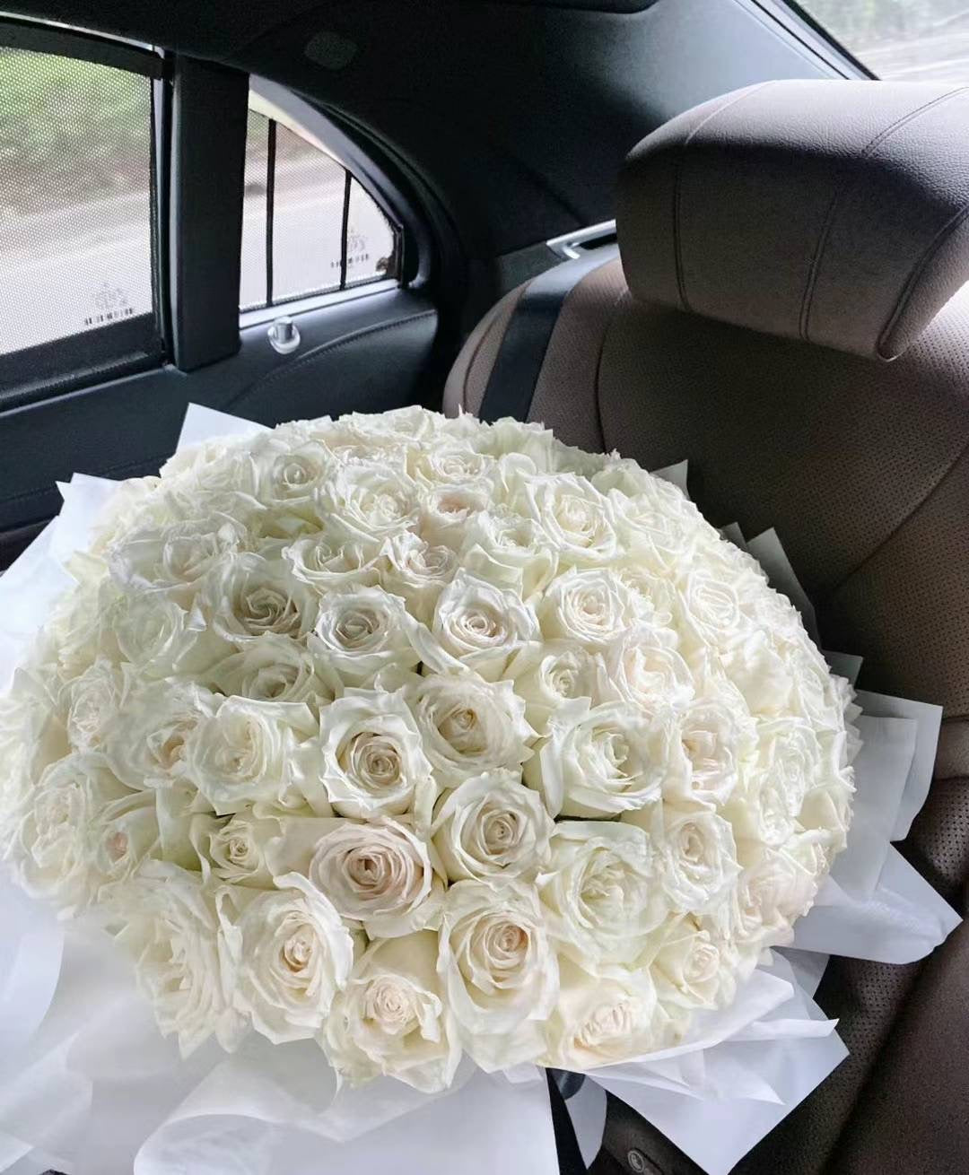 99 Stems White Rose Bouquet