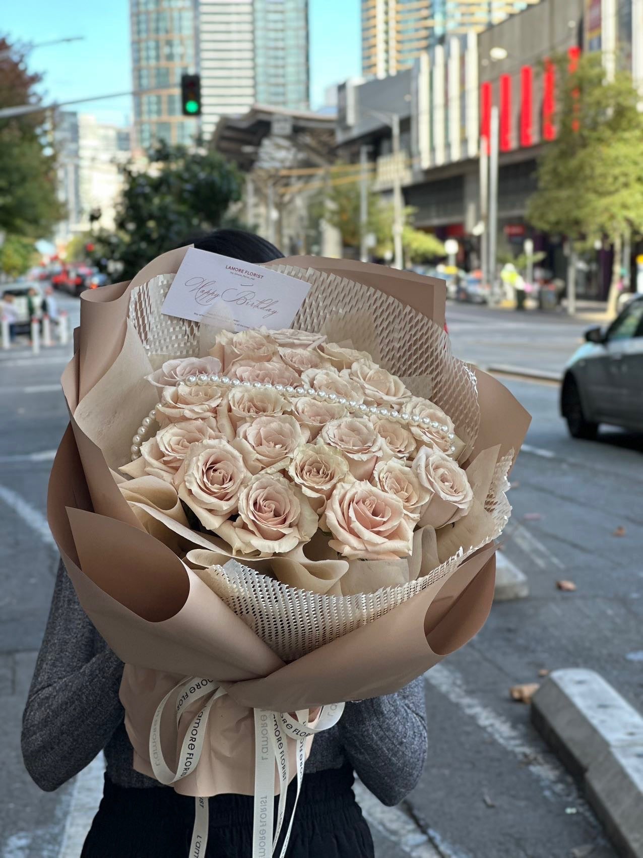 21 Stems Quicksand Rose Bouquet