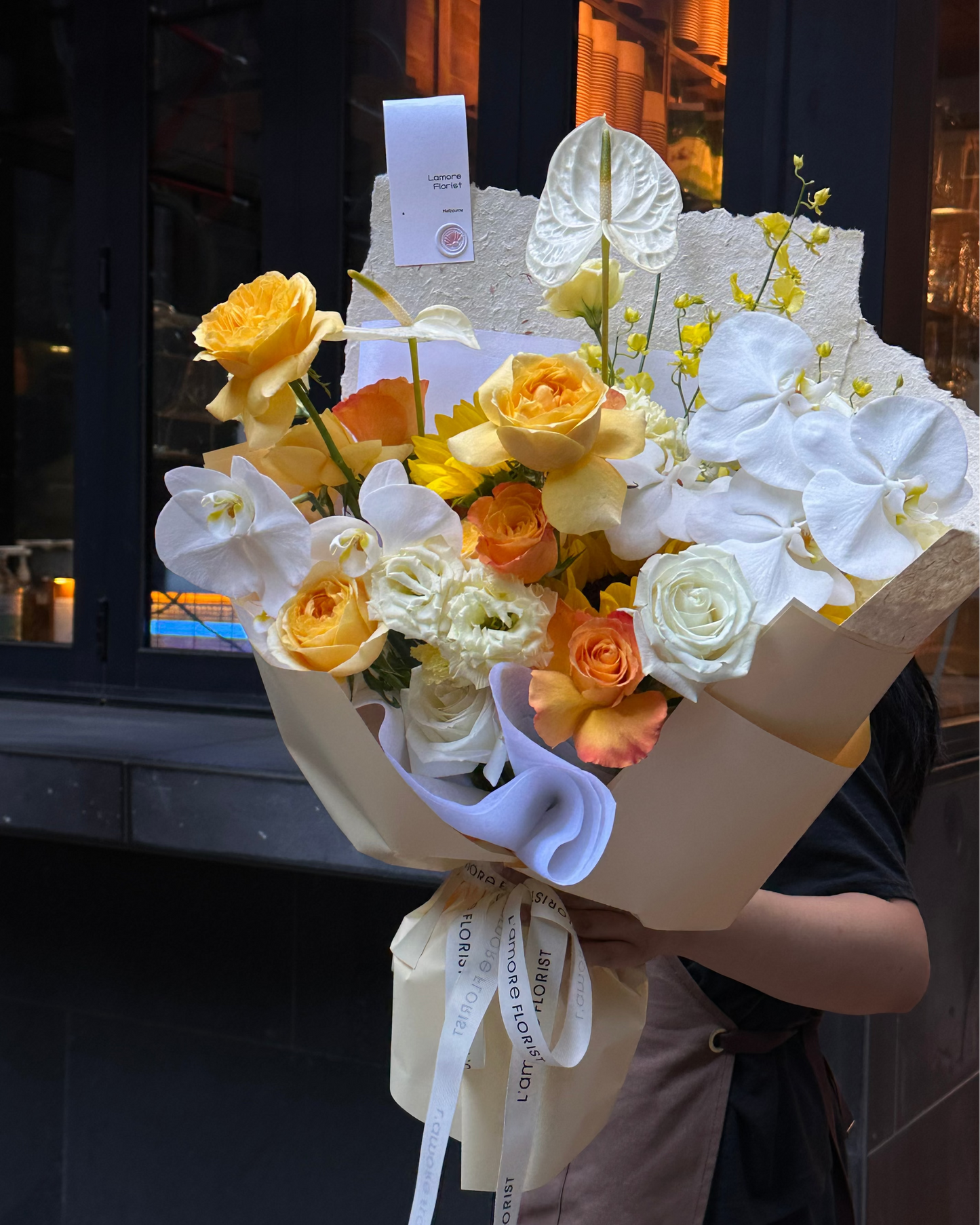 Golden Glow | Yellow & White Bouquet