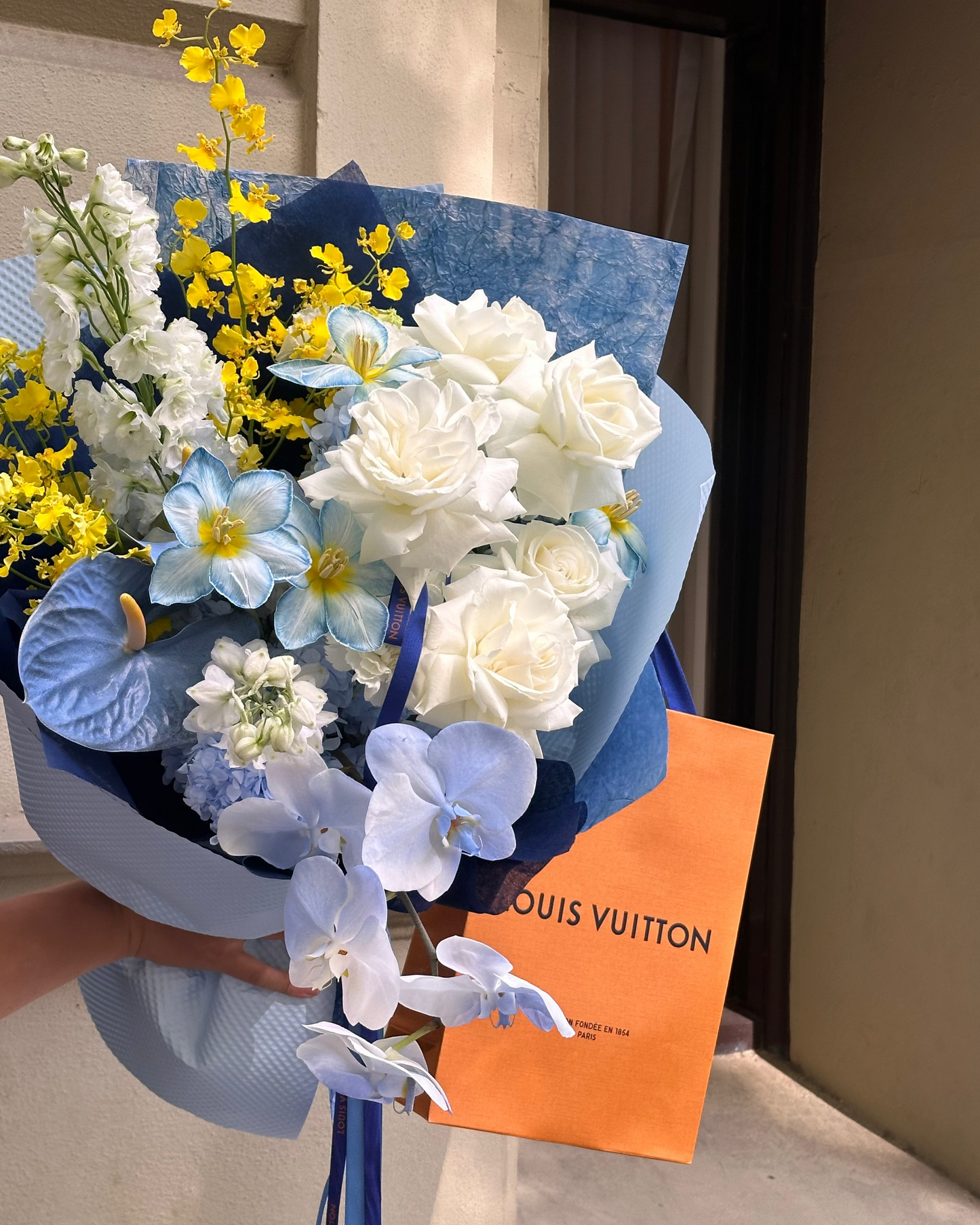 Azure Bloom | Blue & White Bouquet